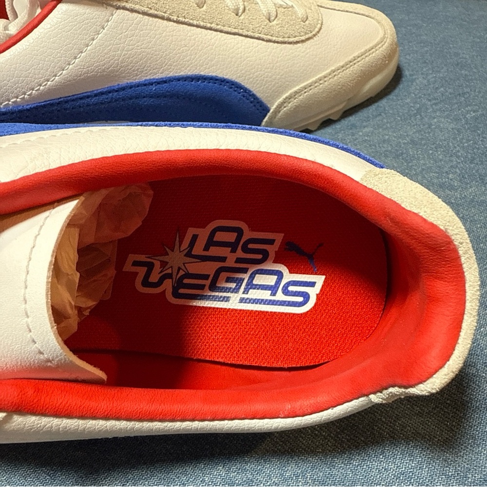 BNIB PUMA Women’s White and Blue Las Vegas Sneakers, size 9.5 - Picture 7 of 8